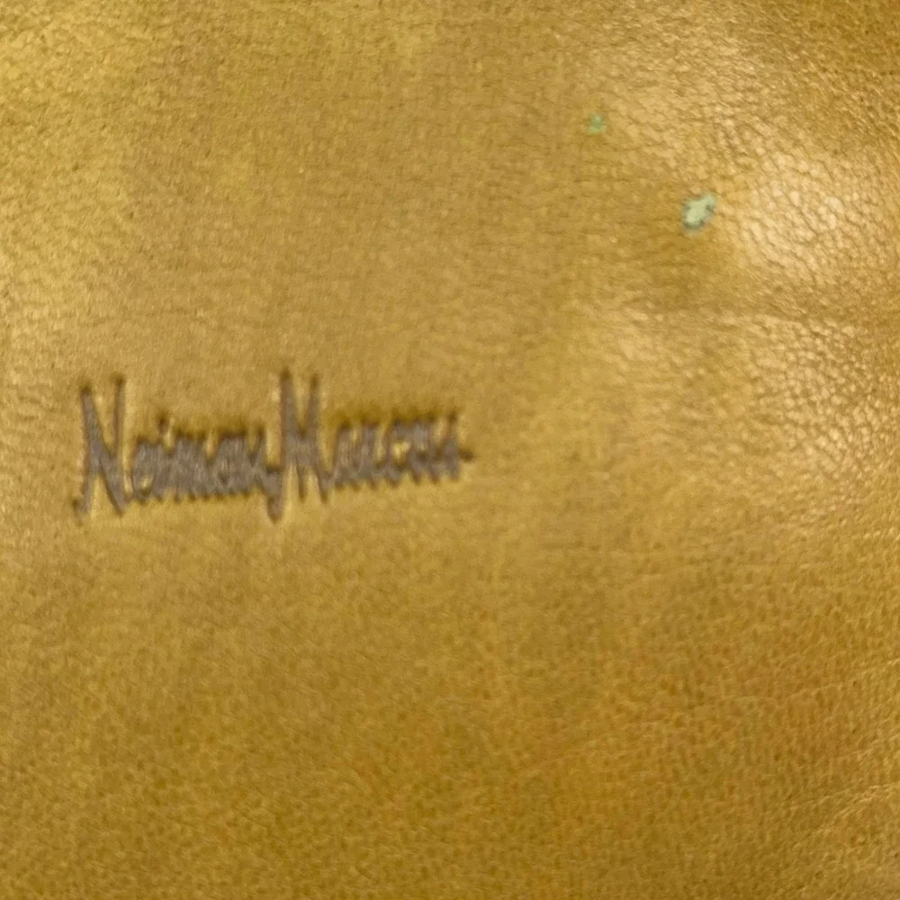 Neiman Marcus Leather Round Jewelry Case Olive Green Travel Coin Pouch 4.75